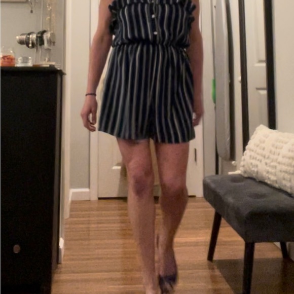 Romper - Picture 2 of 10